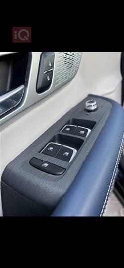 Dongfeng Aeolus Huge